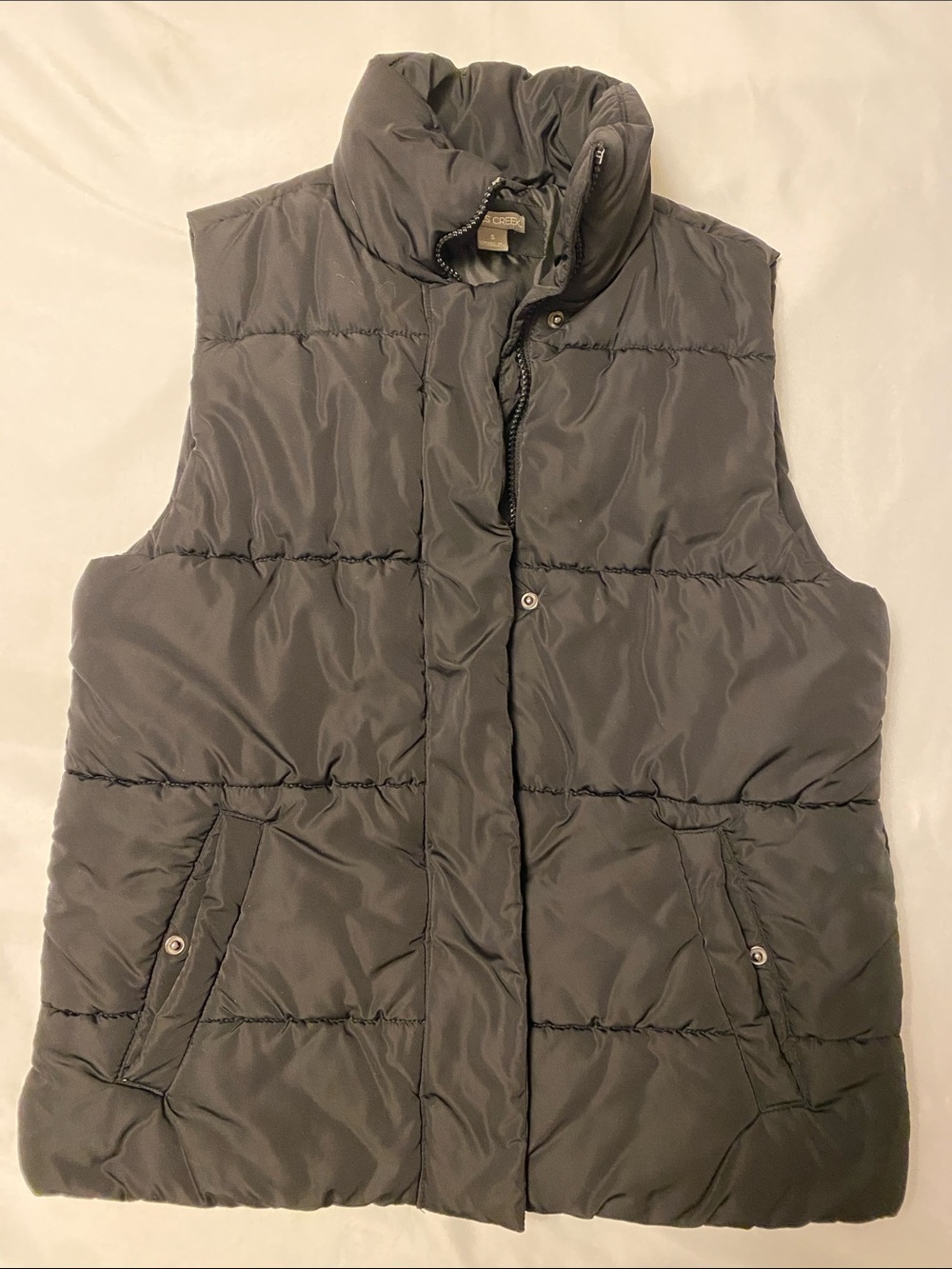 Women’s Quilted Puffer Vest - Black. Small